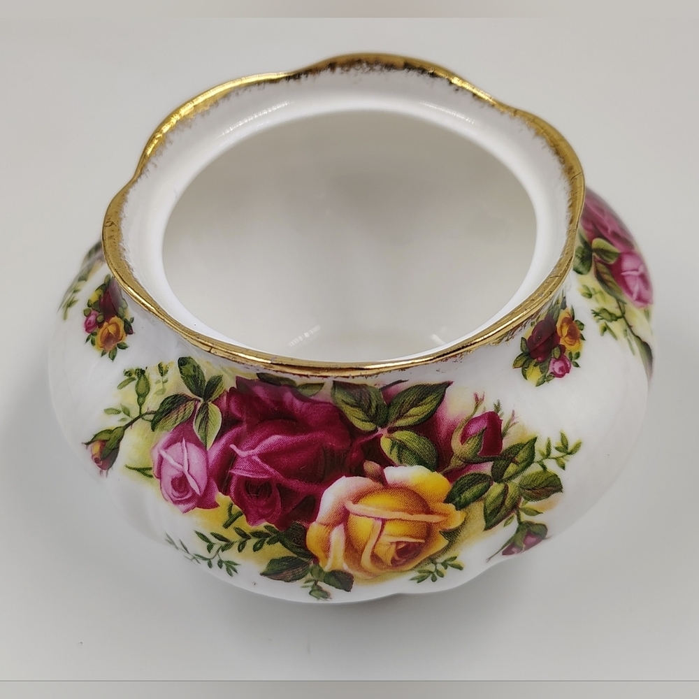Royal Albert England Old Country Roses Bone China Sugar Cup